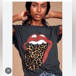 DAYDREAMER Rolling Stones Leopard Tongue Graphic Tour Tee - Small